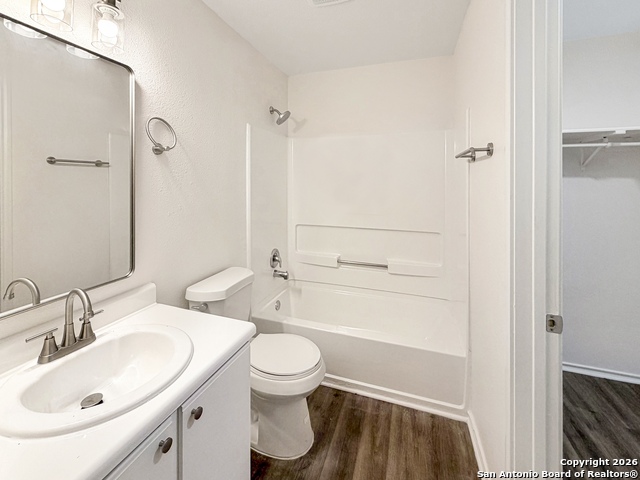 Image 13 of 25 For 5023 Taylor Kenton