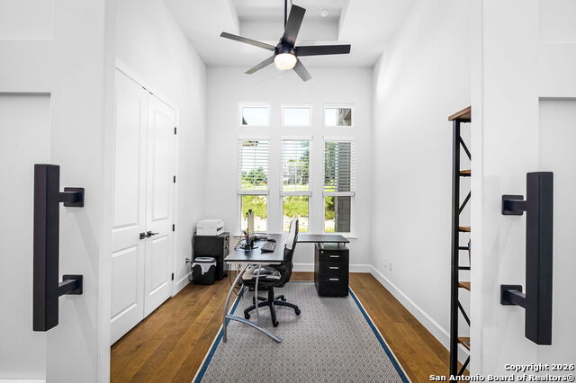 Image 24 of 41 For 1471 Redcloud Peak