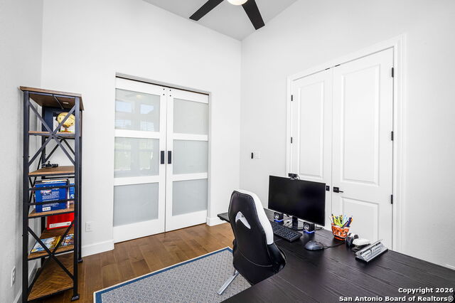 Image 25 of 41 For 1471 Redcloud Peak