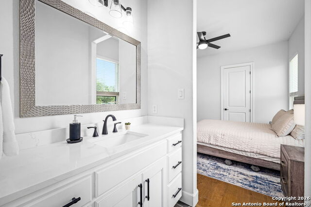 Image 28 of 41 For 1471 Redcloud Peak