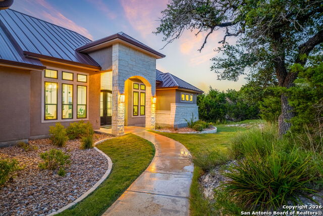 Image 36 of 41 For 1471 Redcloud Peak