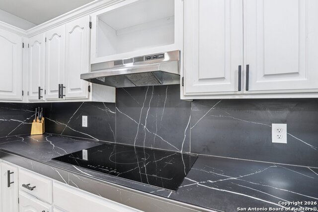 Image 15 of 47 For 8619 London Heights