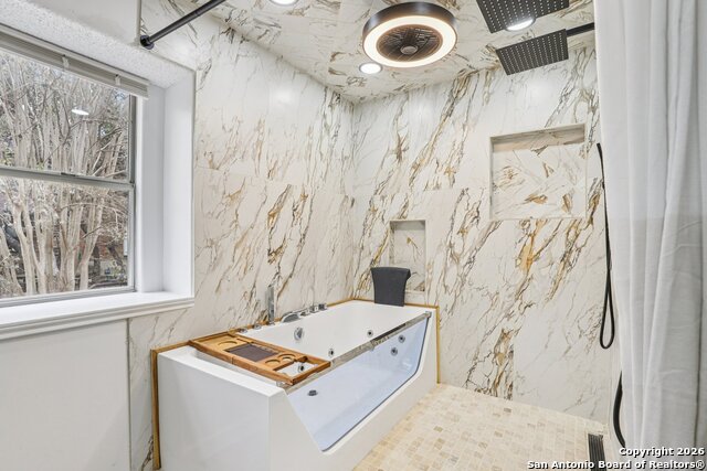 Image 28 of 47 For 8619 London Heights