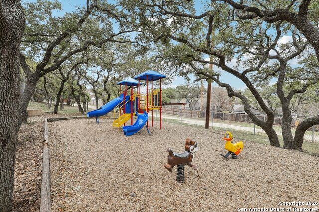 Image 44 of 47 For 8619 London Heights