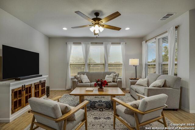 Image 3 of 31 For 151 Inverness