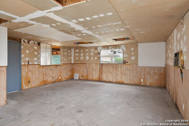 Image 31 of 32 For 4531 Eisenhauer Rd