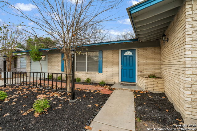 Image 4 of 32 For 4531 Eisenhauer Rd