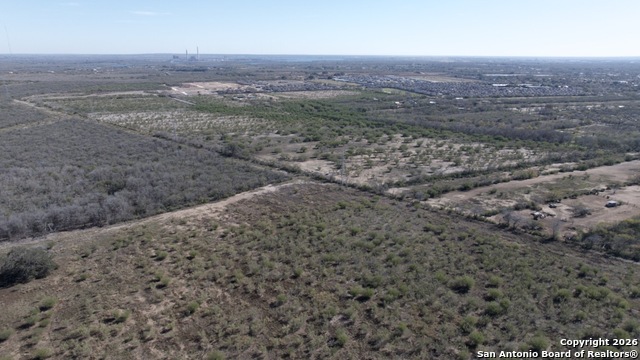 Listing photo id 10 for 5163 Higdon  