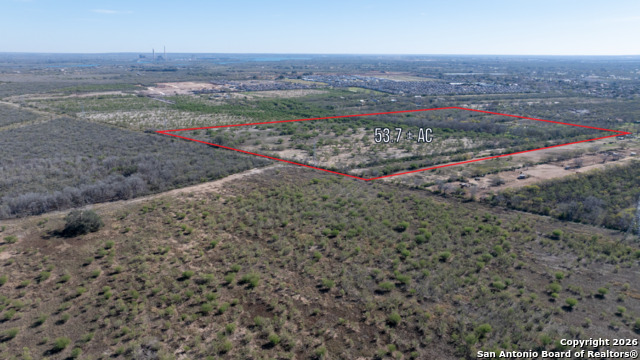 Listing photo id 4 for 5163 Higdon  