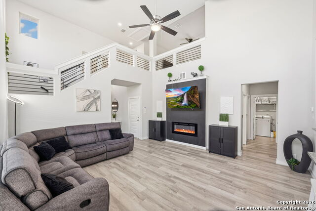 Image 4 of 16 For 1016 Highland Vista