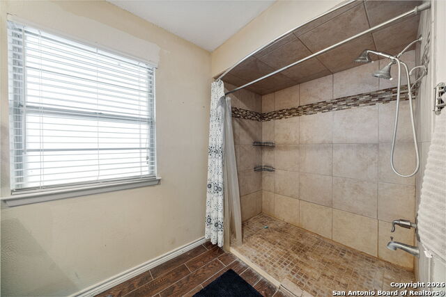 Image 20 of 31 For 6722 Chelsea Wood