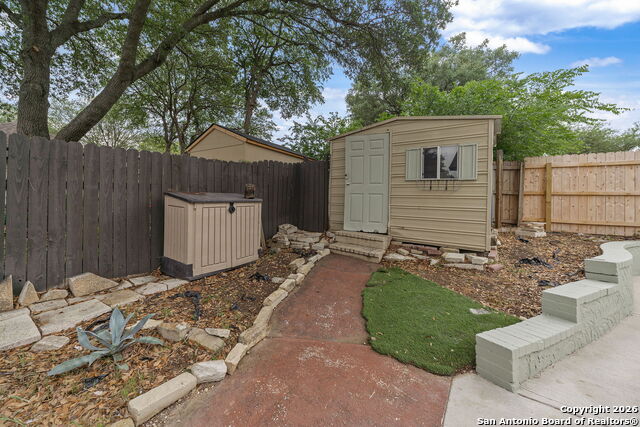 Image 29 of 31 For 6722 Chelsea Wood