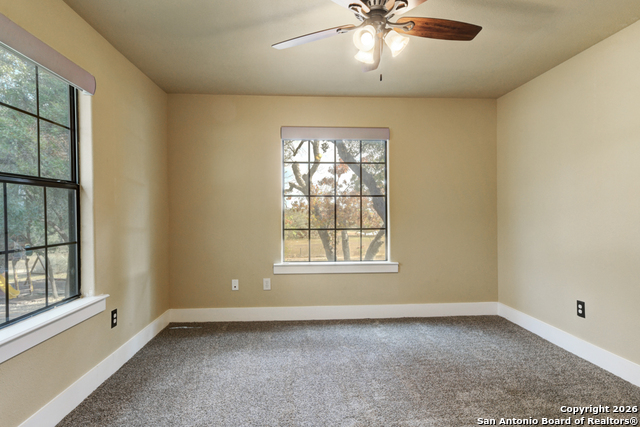 Image 43 of 50 For 13944 Fm 32  