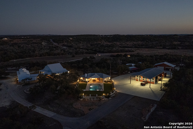 Image 48 of 50 For 13944 Fm 32  