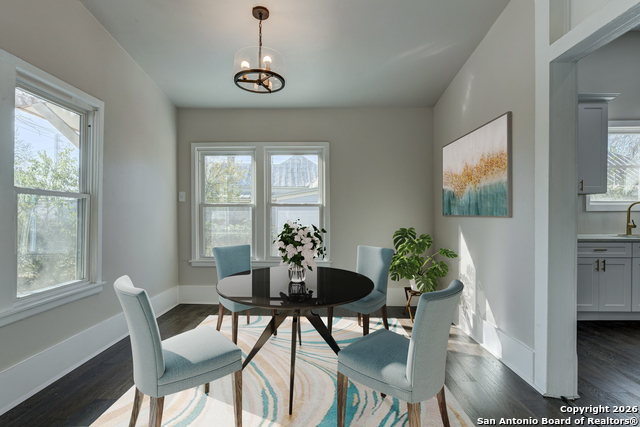 Image 10 of 38 For 224 Rische E