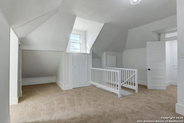 Image 34 of 38 For 224 Rische E