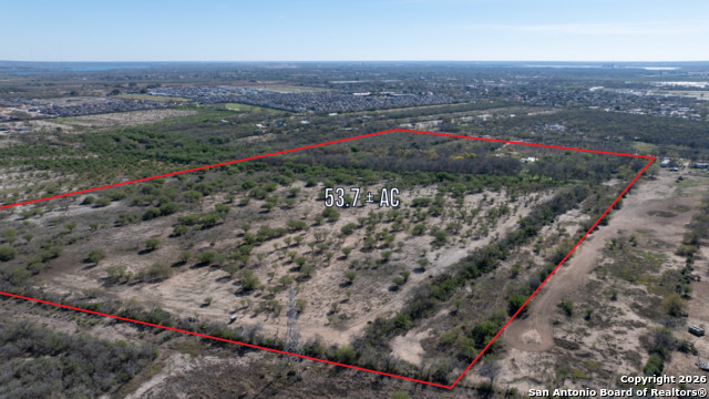 Listing photo id 3 for 5163 Higdon  