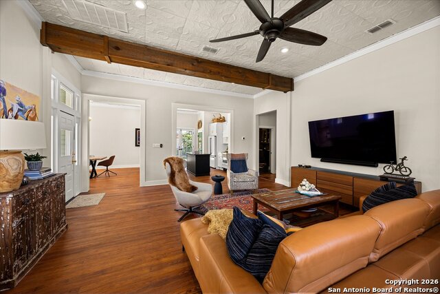 Image 13 of 50 For 1006 High