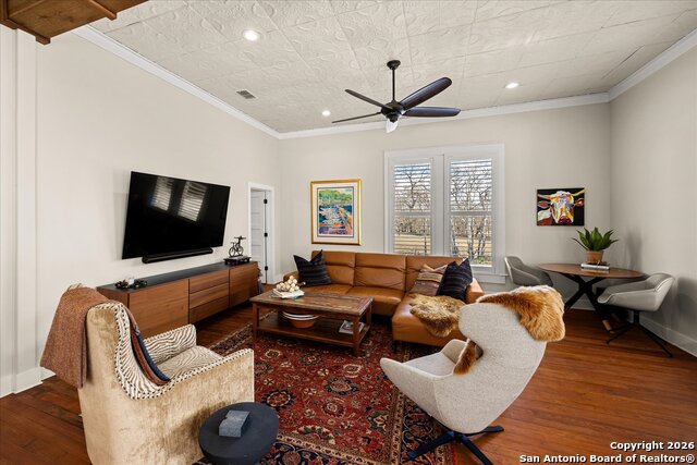 Image 29 of 50 For 1006 High