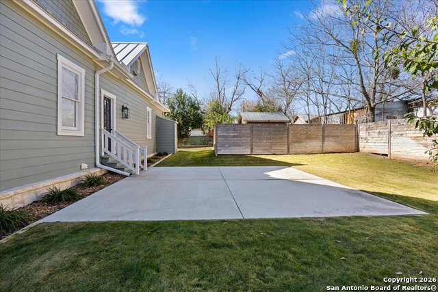 Image 40 of 50 For 1006 High