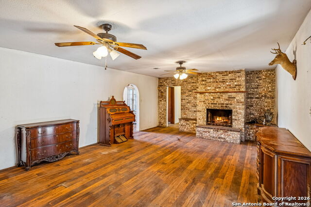 Image 20 of 34 For 4035 Parkway