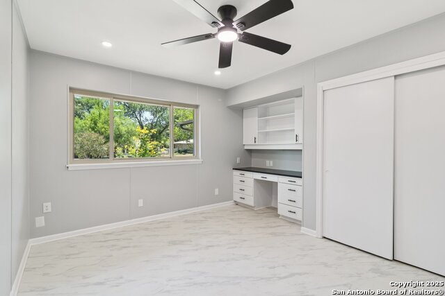 Image 18 of 44 For 131 Shadywood Ln