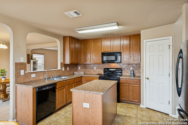 Image 10 of 27 For 6919 Dashmoor Crk