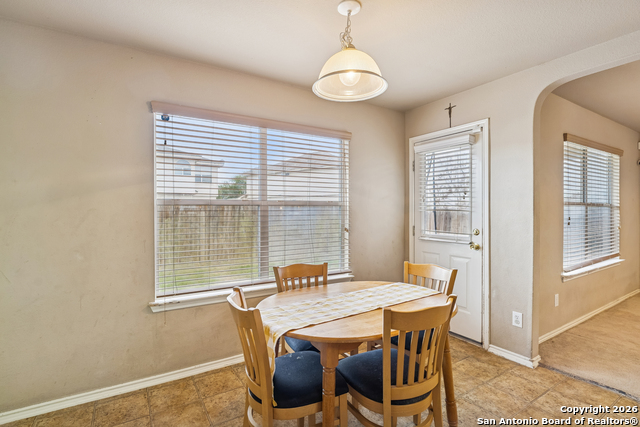 Image 13 of 27 For 6919 Dashmoor Crk