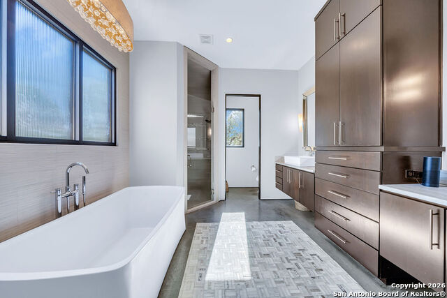 Image 30 of 61 For 30820 Ovaro  