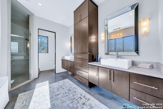 Image 31 of 61 For 30820 Ovaro  