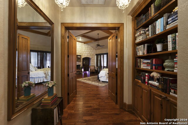 Image 10 of 49 For 241 Seewald