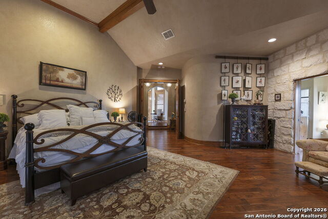 Image 13 of 49 For 241 Seewald