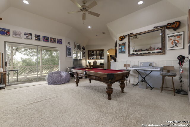 Image 28 of 49 For 241 Seewald