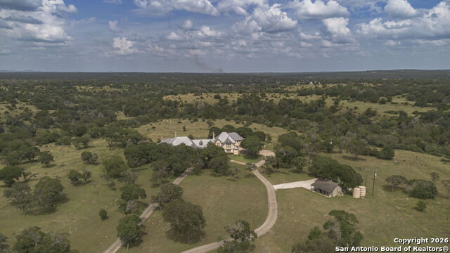 Image 37 of 49 For 241 Seewald