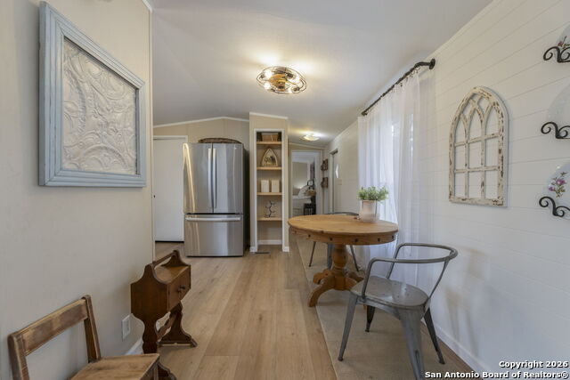 Image 42 of 49 For 241 Seewald