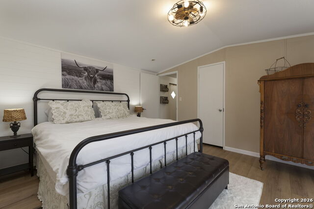 Image 43 of 49 For 241 Seewald