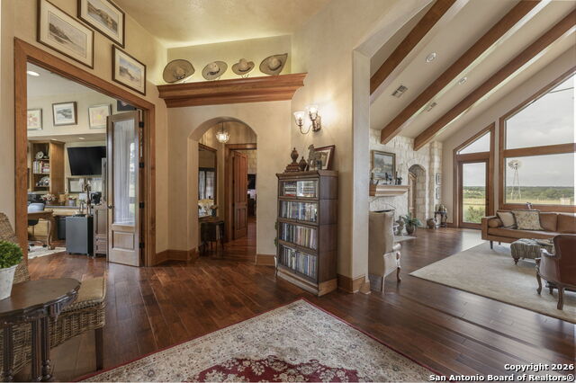 Image 9 of 49 For 241 Seewald