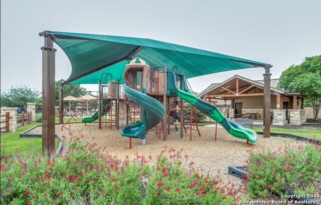 Image 27 of 28 For 8727 Emerald Sky