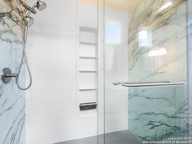 Listing photo id 20 for 126 Daniel  