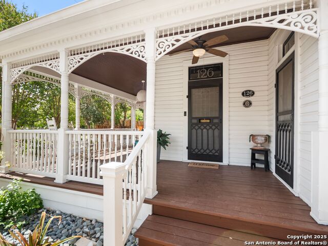 Listing photo id 4 for 126 Daniel  