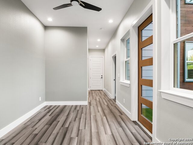 Image 17 of 42 For 159 Davis Court  102