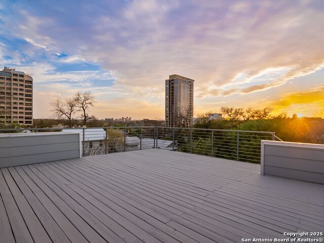 Image 29 of 42 For 159 Davis Court  102