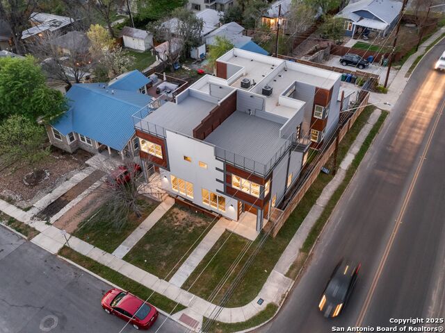 Image 37 of 42 For 159 Davis Court  102