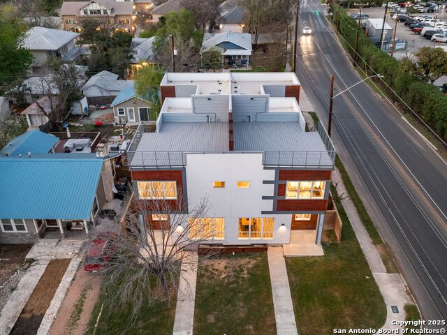 Image 38 of 42 For 159 Davis Court  102