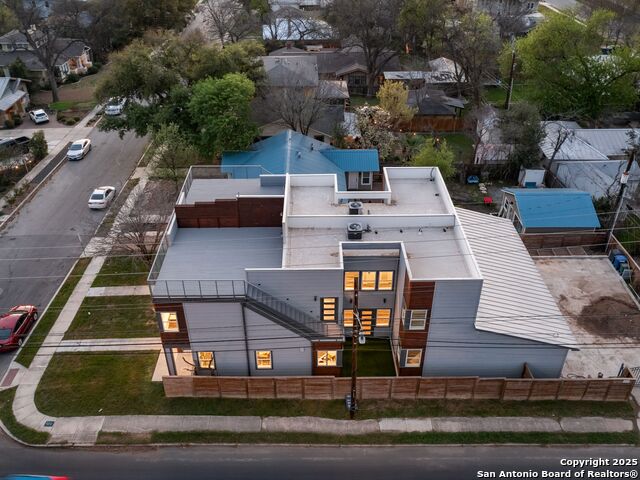 Image 39 of 42 For 159 Davis Court  102