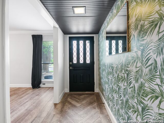 Image 5 of 40 For 4526 Honey Locust Woods