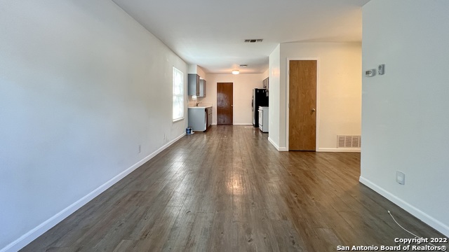 Image 3 of 9 For 203 Dora  