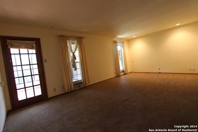 Image 13 of 41 For 19746 Encino Way