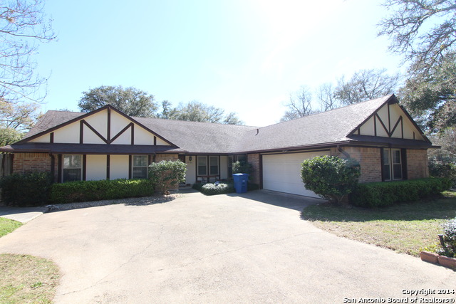 Image 2 of 41 For 19746 Encino Way