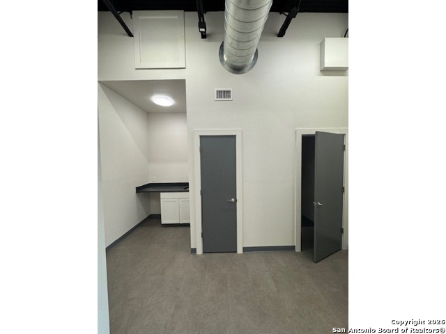 Image 8 of 10 For 11901 Warfield